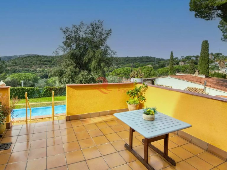 Town House for Sale in Platja D'aro, Gerona 9