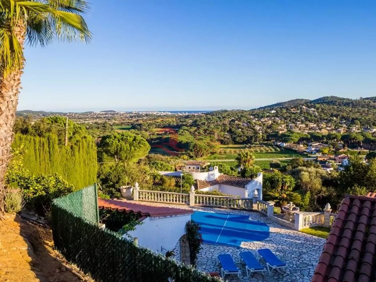 Town House for Sale in Calonge, Gerona 48