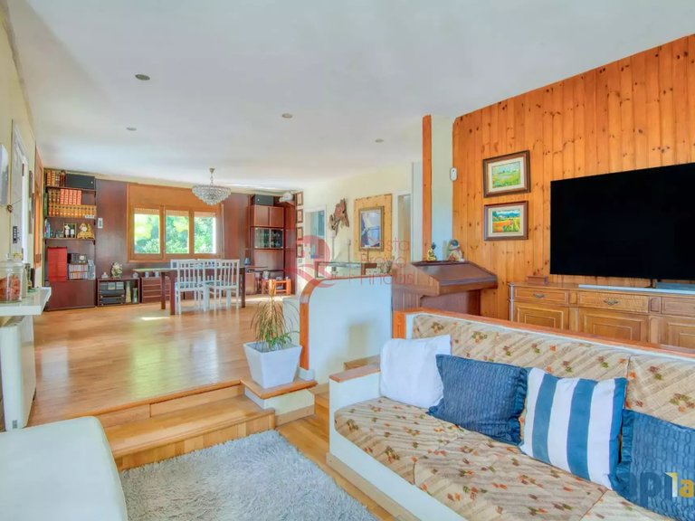 Town House for Sale in Sant Feliu De Guíxols, Gerona 4