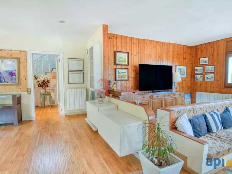 Town House for Sale in Sant Feliu De Guíxols, Gerona 10