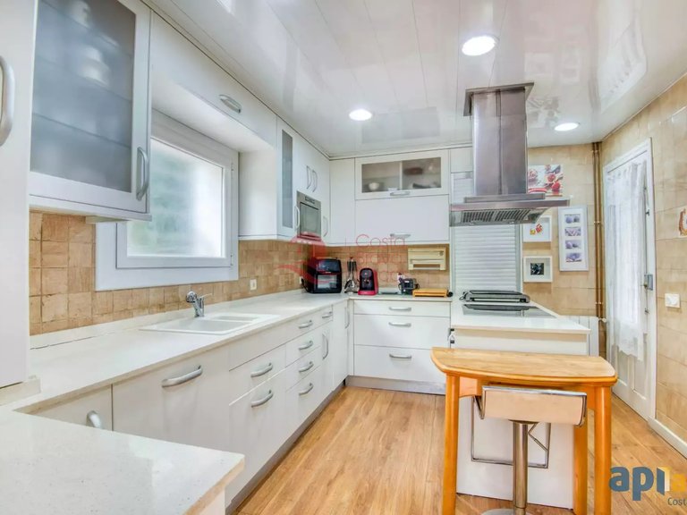 Town House for Sale in Sant Feliu De Guíxols, Gerona 11