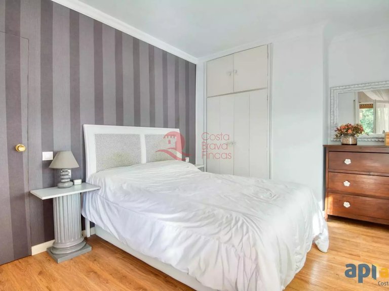 Town House for Sale in Sant Feliu De Guíxols, Gerona 17