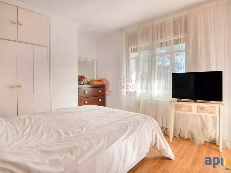 Town House for Sale in Sant Feliu De Guíxols, Gerona 18