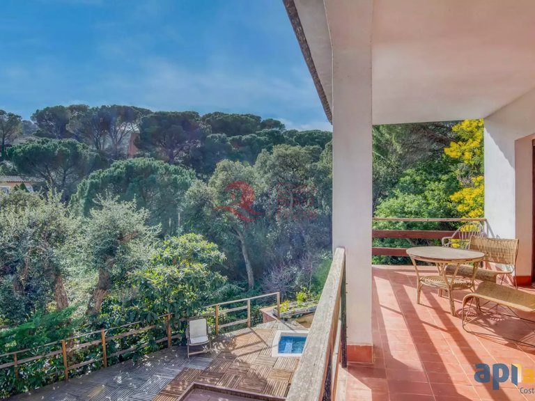 Town House for Sale in Sant Feliu De Guíxols, Gerona 20