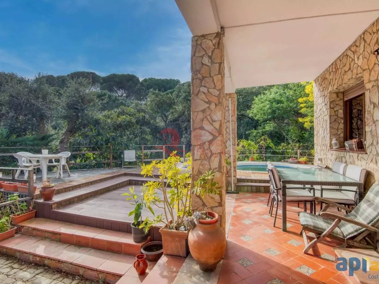 Town House for Sale in Sant Feliu De Guíxols, Gerona 31