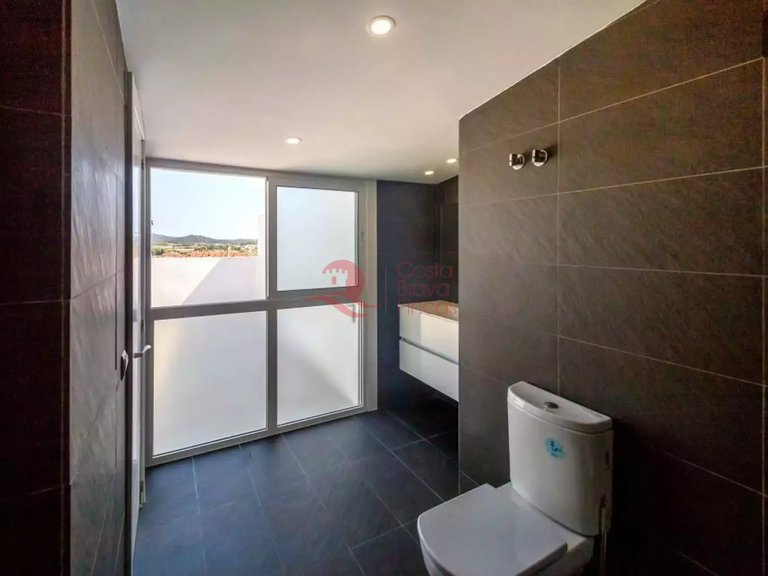 Apartment for Sale in Palamós, Gerona 9