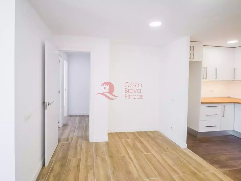 Apartment for Sale in Palamós, Gerona 14