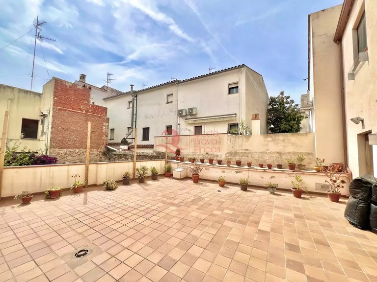 Town House for Sale in Palamós, Gerona 9