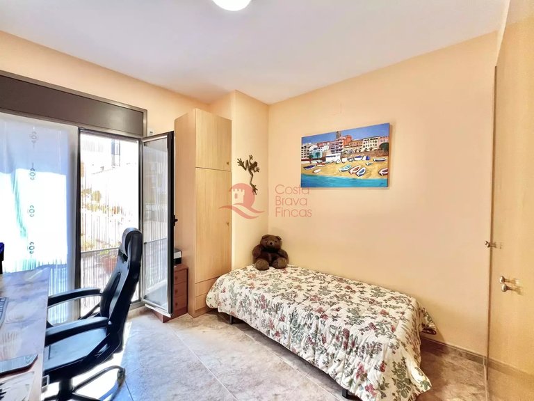 Town House for Sale in Palamós, Gerona 10