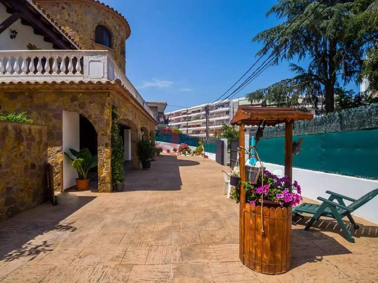 Town House for Sale in Platja D'aro, Gerona 5