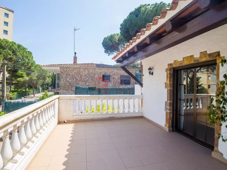 Town House for Sale in Platja D'aro, Gerona 20