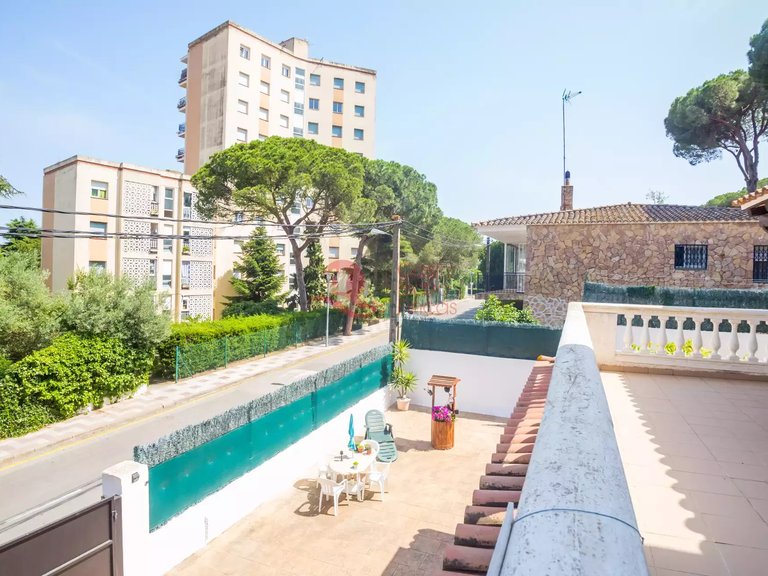 Town House for Sale in Platja D'aro, Gerona 23
