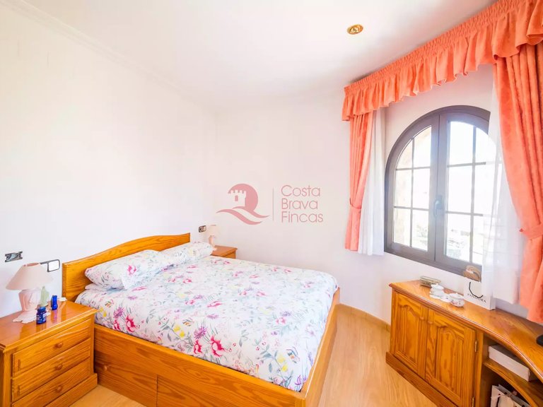 Town House for Sale in Platja D'aro, Gerona 30