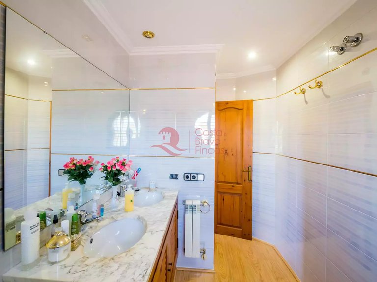 Town House for Sale in Platja D'aro, Gerona 34