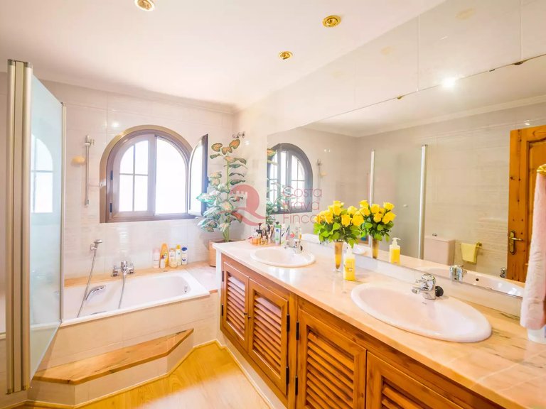 Town House for Sale in Platja D'aro, Gerona 38