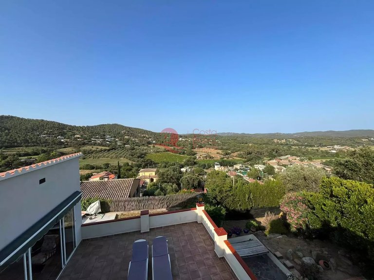 Town House for Sale in Vall-llobrega, Gerona 6