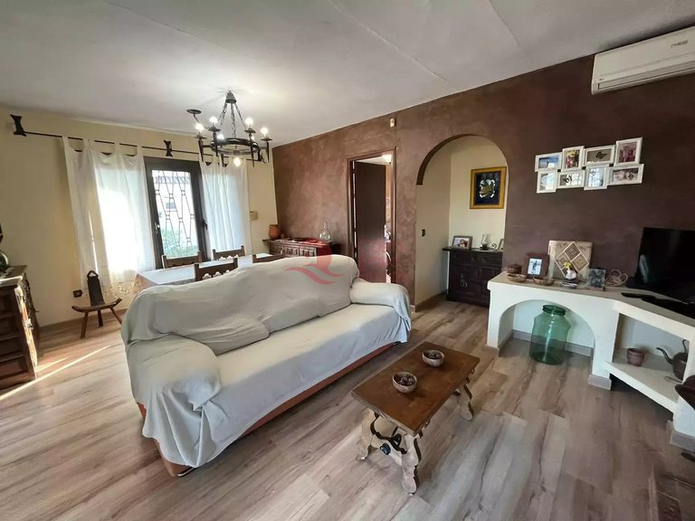 Town House for Sale in Vall-llobrega, Gerona 10
