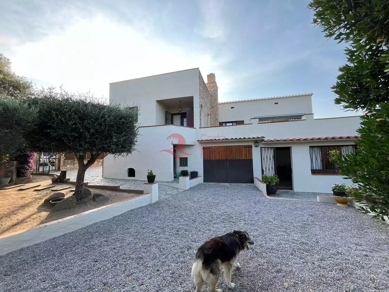 Town House for Sale in Vall-llobrega, Gerona 35