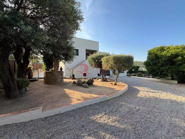 Town House for Sale in Vall-llobrega, Gerona 2