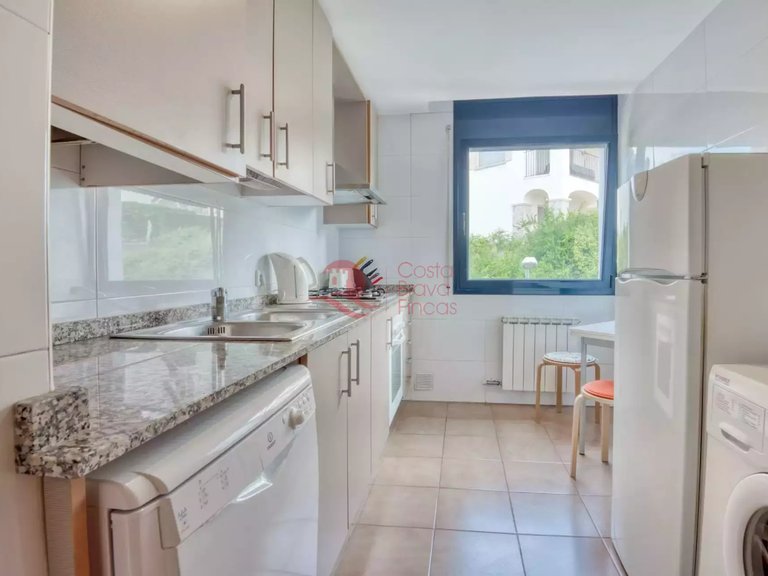 Apartment for Sale in Sant Feliu De Guíxols, Gerona 9