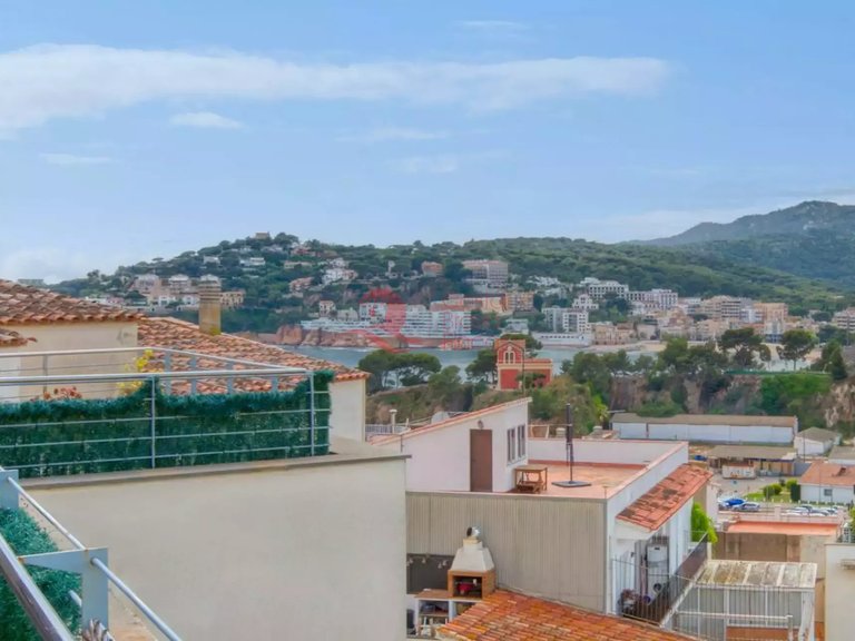 Apartment for Sale in Sant Feliu De Guíxols, Gerona 28