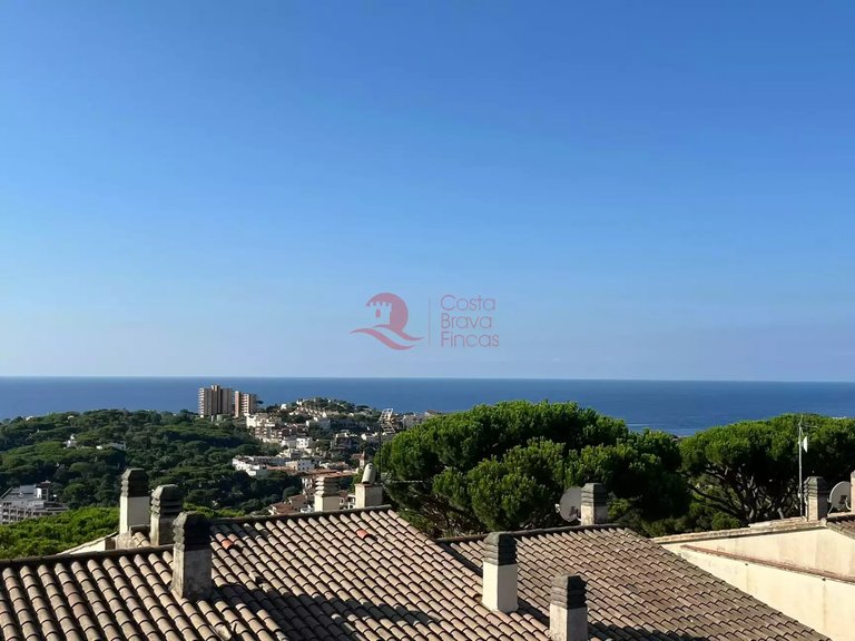 Apartment for Sale in Sant Feliu De Guíxols, Gerona 4