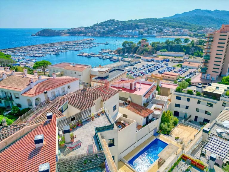 Apartment for Sale in Sant Feliu De Guíxols, Gerona 2