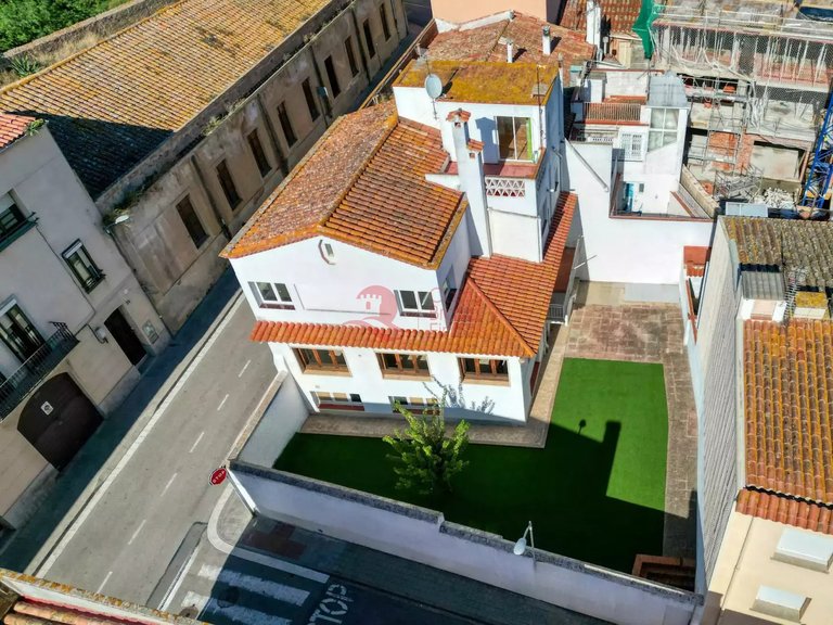 Town House for Sale in Sant Feliu De Guíxols, Gerona 5