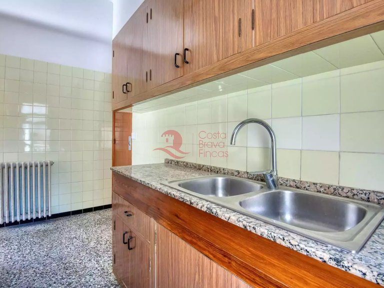 Town House for Sale in Sant Feliu De Guíxols, Gerona 20
