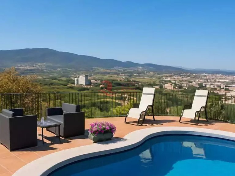 Town House for Sale in Sant Antoni De Calonge, Gerona 33