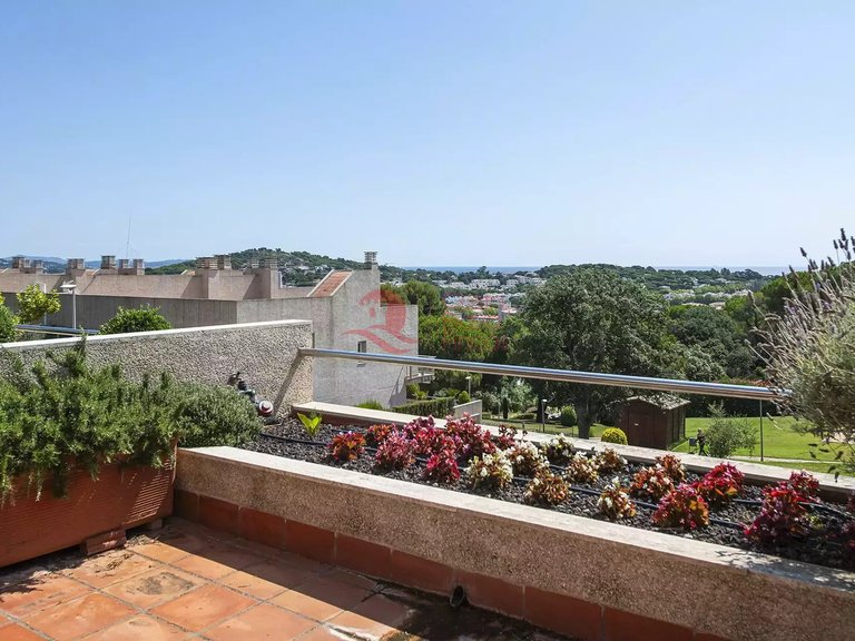 Town House for Sale in Sant Feliu De Guíxols, Gerona 23