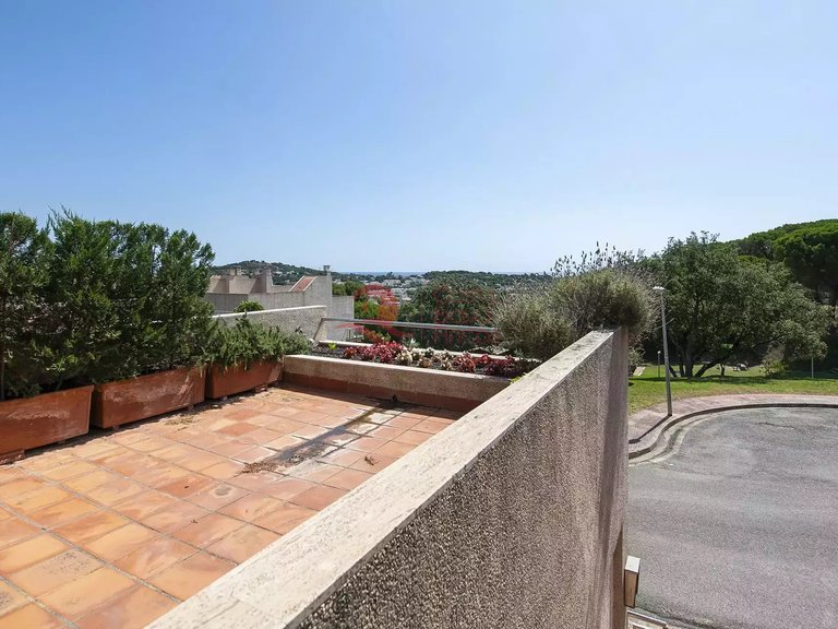 Town House for Sale in Sant Feliu De Guíxols, Gerona 5
