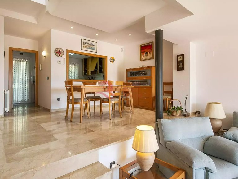Town House for Sale in Sant Feliu De Guíxols, Gerona 10