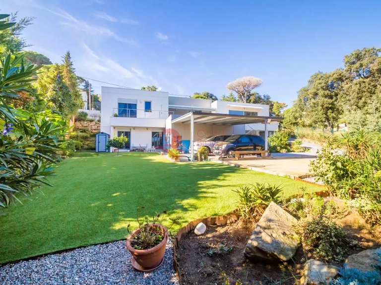 Town House for Sale in Platja D'aro, Gerona 8