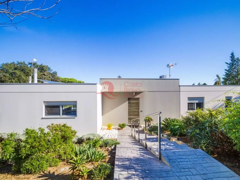 Town House for Sale in Platja D'aro, Gerona 12