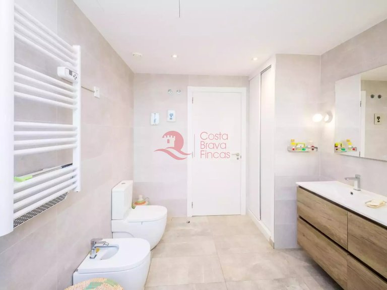 Town House for Sale in Platja D'aro, Gerona 37