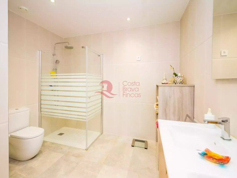 Town House for Sale in Platja D'aro, Gerona 46