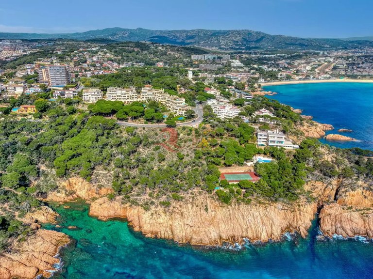Apartment for Sale in Sant Feliu De Guíxols, Gerona 22