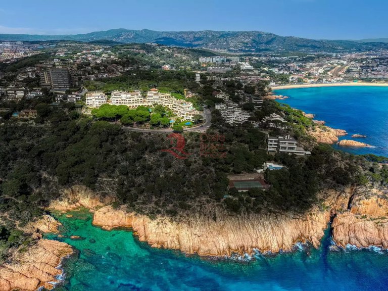 Apartment for Sale in Sant Feliu De Guíxols, Gerona 23