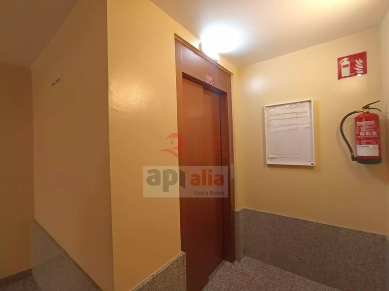 Apartment for Sale in Palamós, Gerona 32