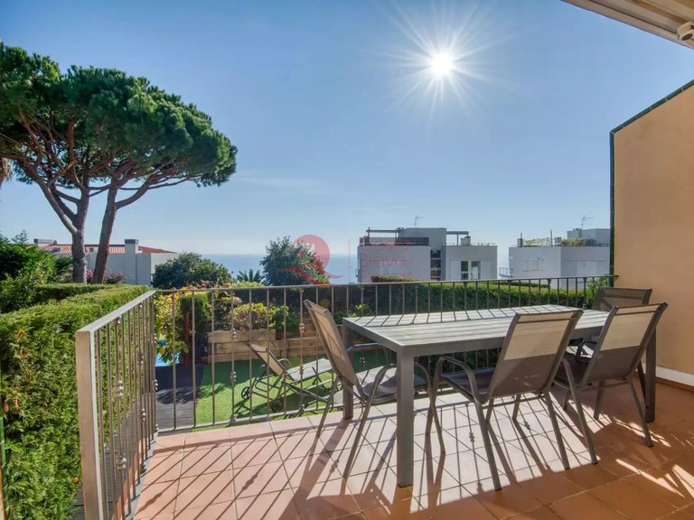 Town House for Sale in Sant Feliu De Guíxols, Gerona 2