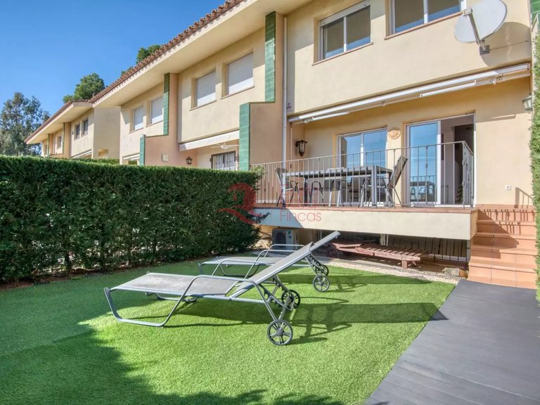 Town House for Sale in Sant Feliu De Guíxols, Gerona 11