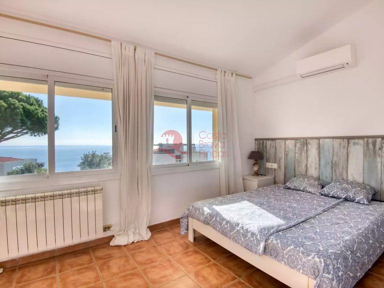 Town House for Sale in Sant Feliu De Guíxols, Gerona 14