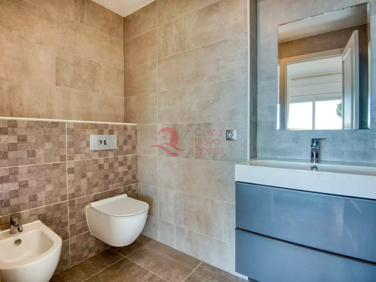 Town House for Sale in Sant Feliu De Guíxols, Gerona 16