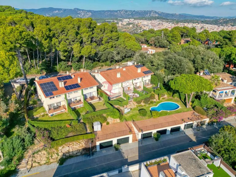 Town House for Sale in Sant Feliu De Guíxols, Gerona 28