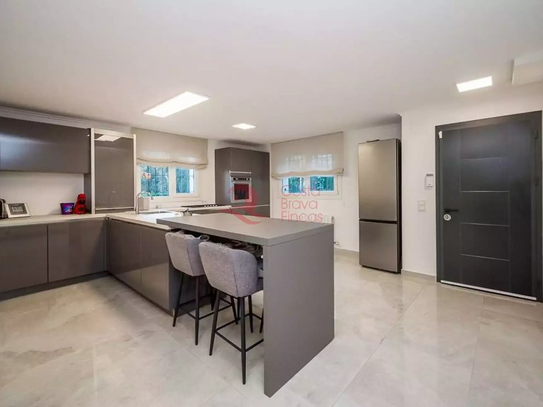 Town House for Sale in Platja D'aro, Gerona 11