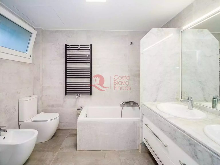 Town House for Sale in Platja D'aro, Gerona 15