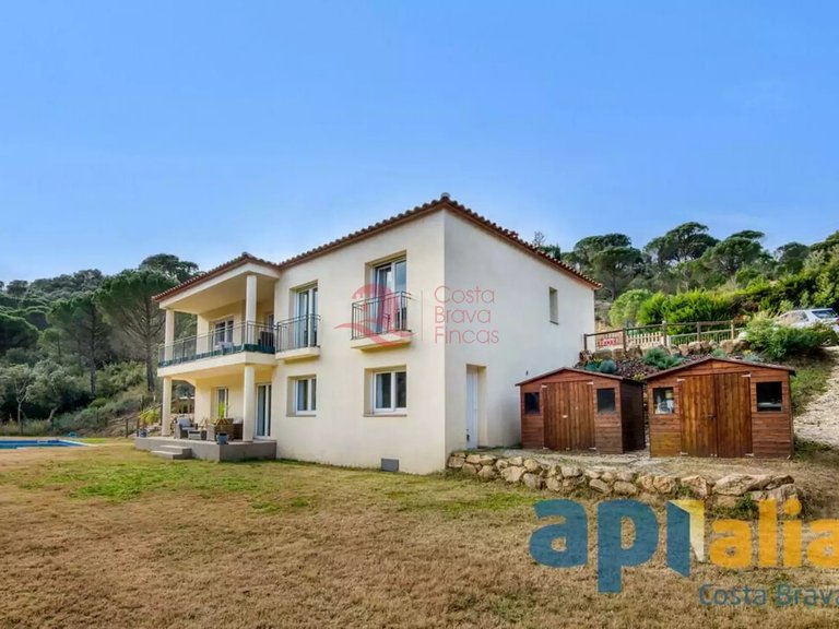 Town House for Sale in Santa Cristina D'aro, Gerona 5
