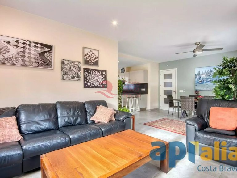 Town House for Sale in Santa Cristina D'aro, Gerona 9