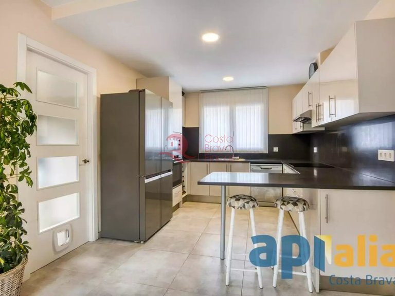 Town House for Sale in Santa Cristina D'aro, Gerona 10